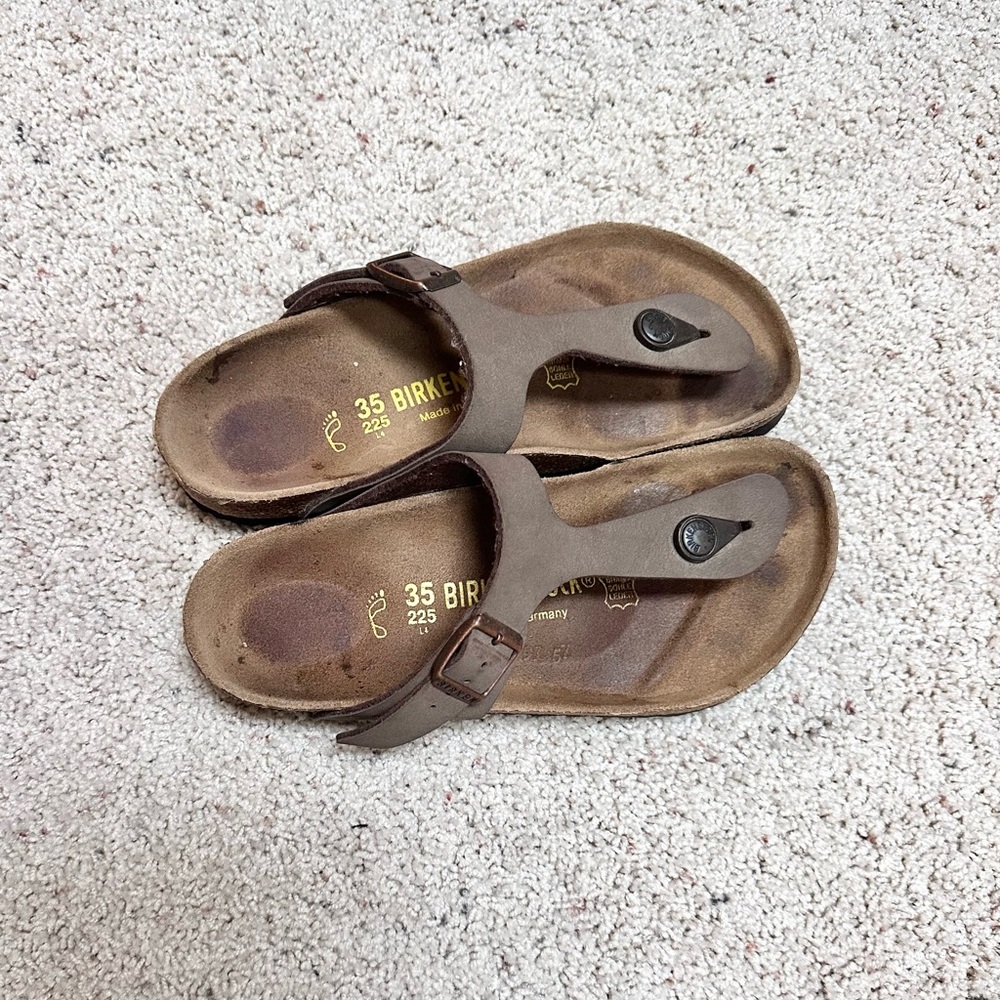 Women’s / Girls Gizeh Birkenstock (size 35) - Picture 3 of 7